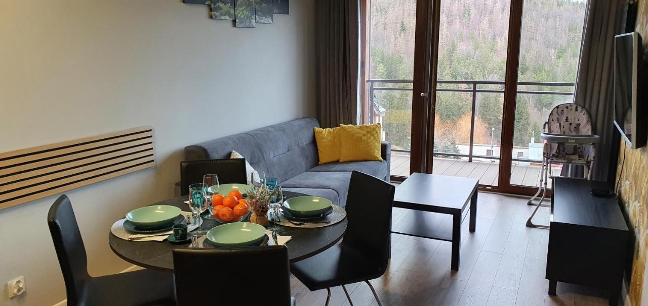 Karpatia Resort Apartament Karbonado คาร์ปัตซ์ ภายนอก รูปภาพ